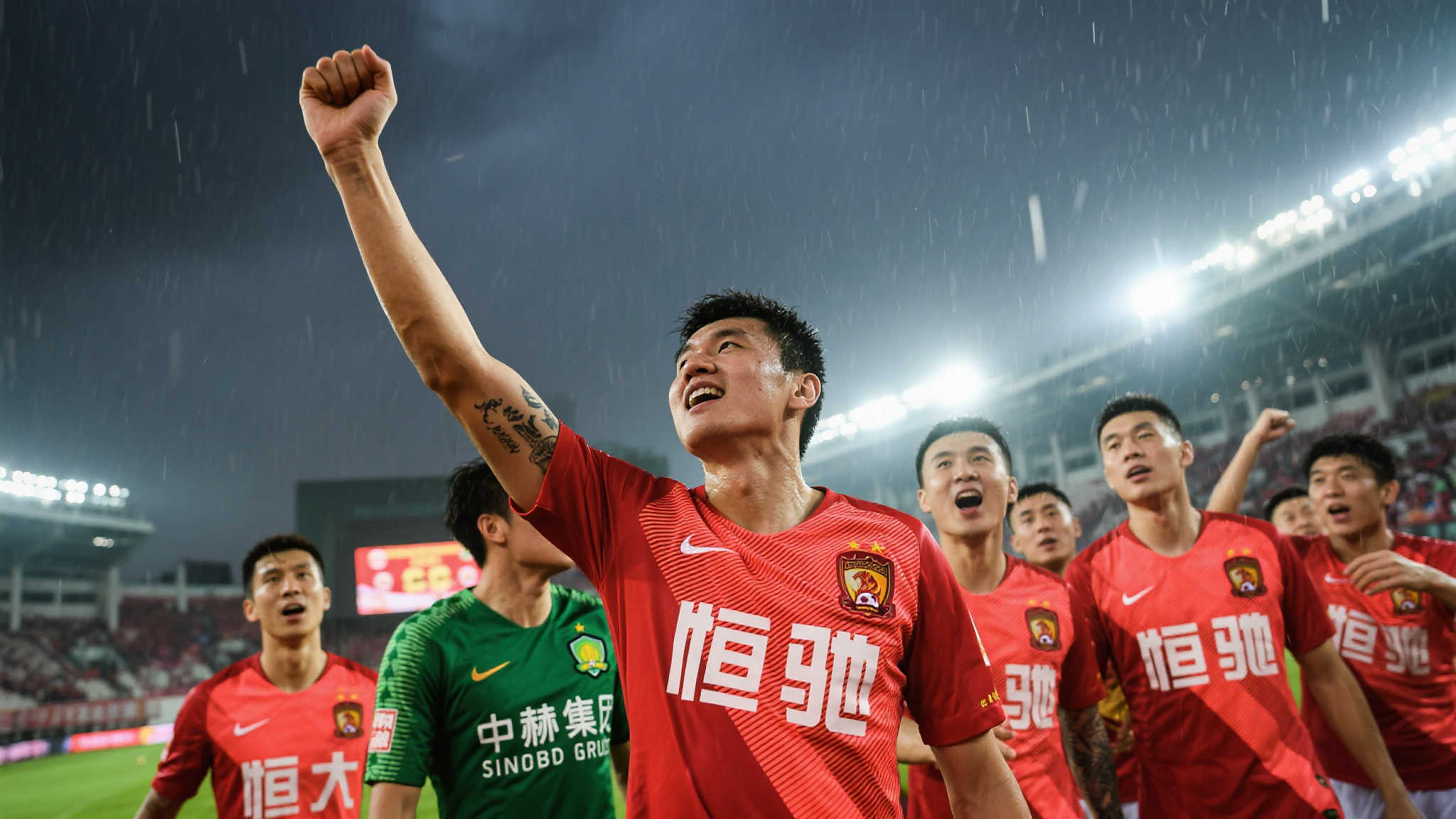 申花克服12年魔咒，德比战展现统治力攻陷海港主场